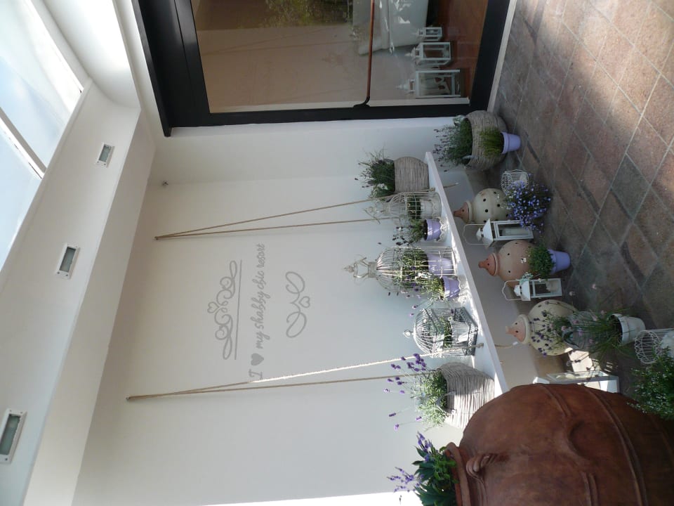 Hoteleingang Oleandri Resort