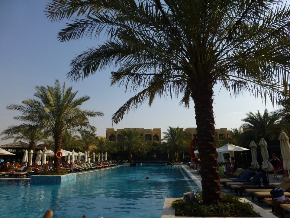 Pool DoubleTree by Hilton Resort & Spa Marjan Island