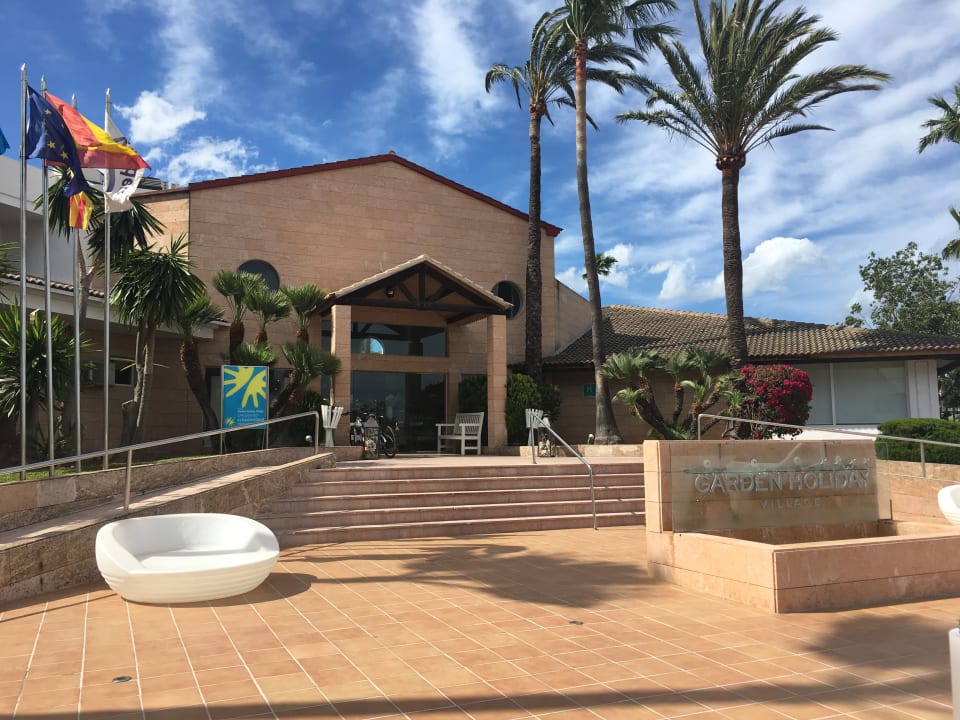 Lobby Garden Saladina
