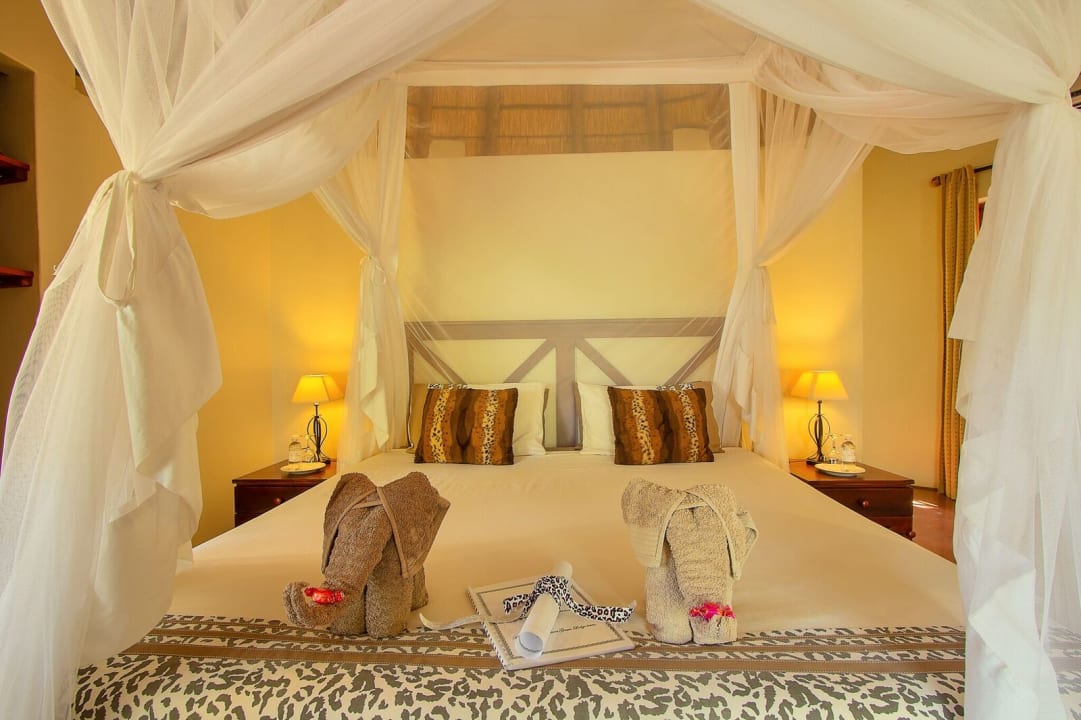 Zimmer Casart Game Lodge