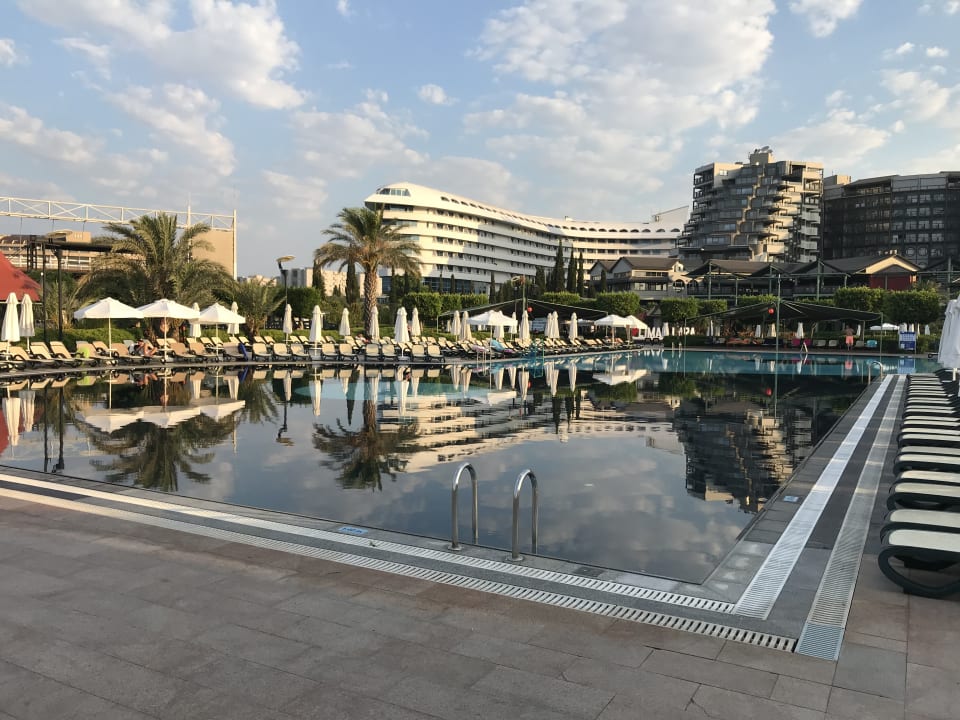 Pool Limak Lara Deluxe Hotel & Resort