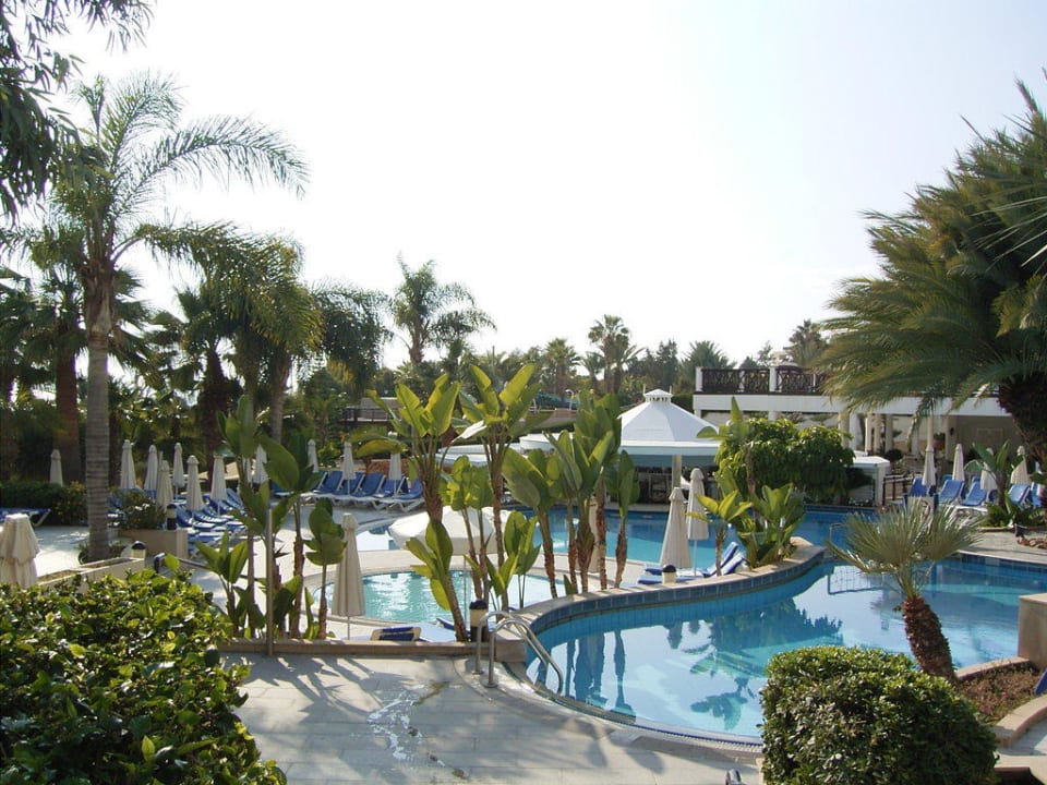 Pool Mediterranean Beach Hotel
