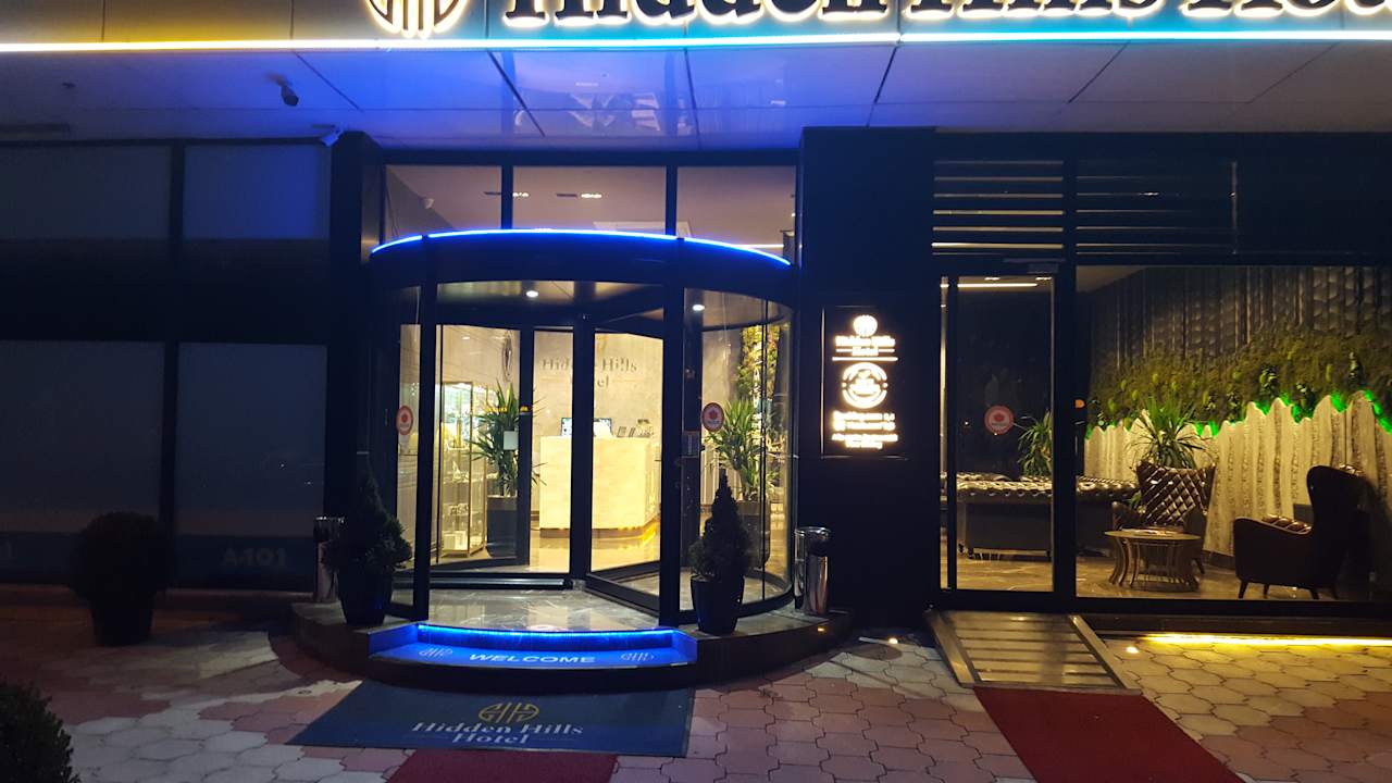 Außenansicht Best Western Premier Hidden Hills Hotel