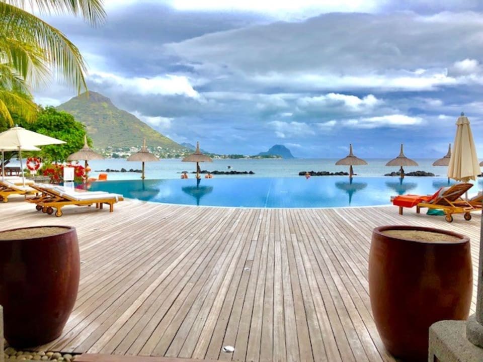 Ausblick Sands Suites Resort & Spa