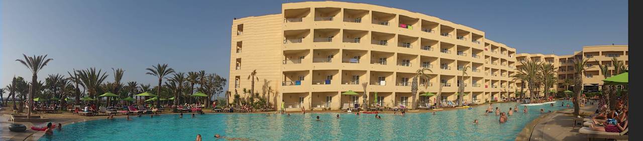 Hotel und Pool Hotel Rosa Beach