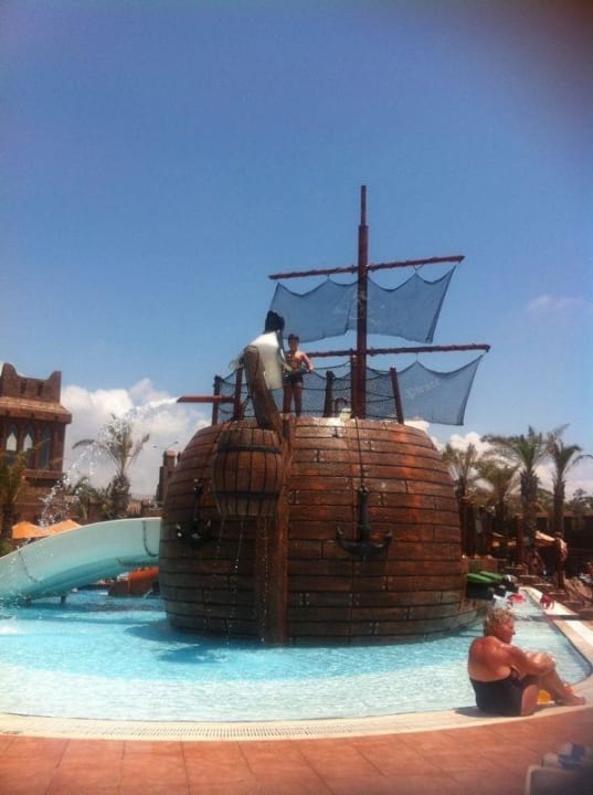 Piratenschiff für Kinder riesen gross Long Beach Alanya