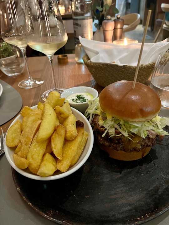 Gastro Hotel & Restaurant zumOXN