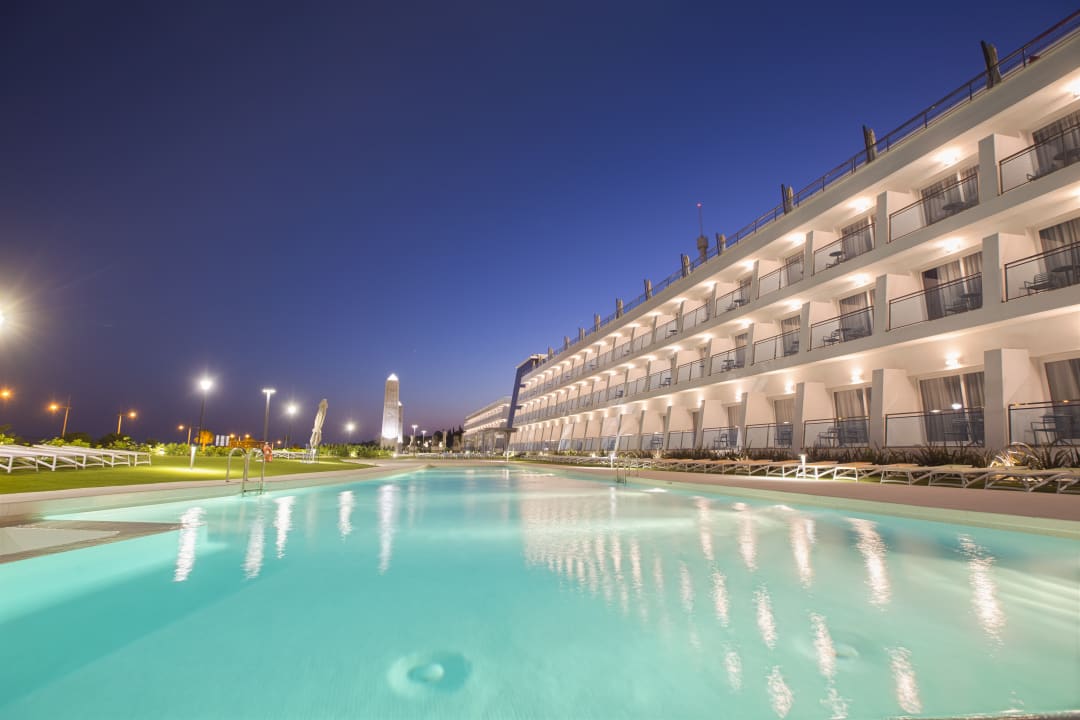 Pool Four Points by Sheraton Costa Blanca