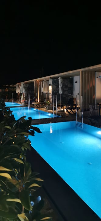 Zimmer Petousis Hotel & Suites