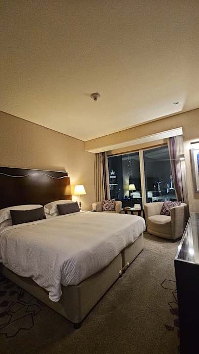 Zimmer Rose Rayhaan by Rotana