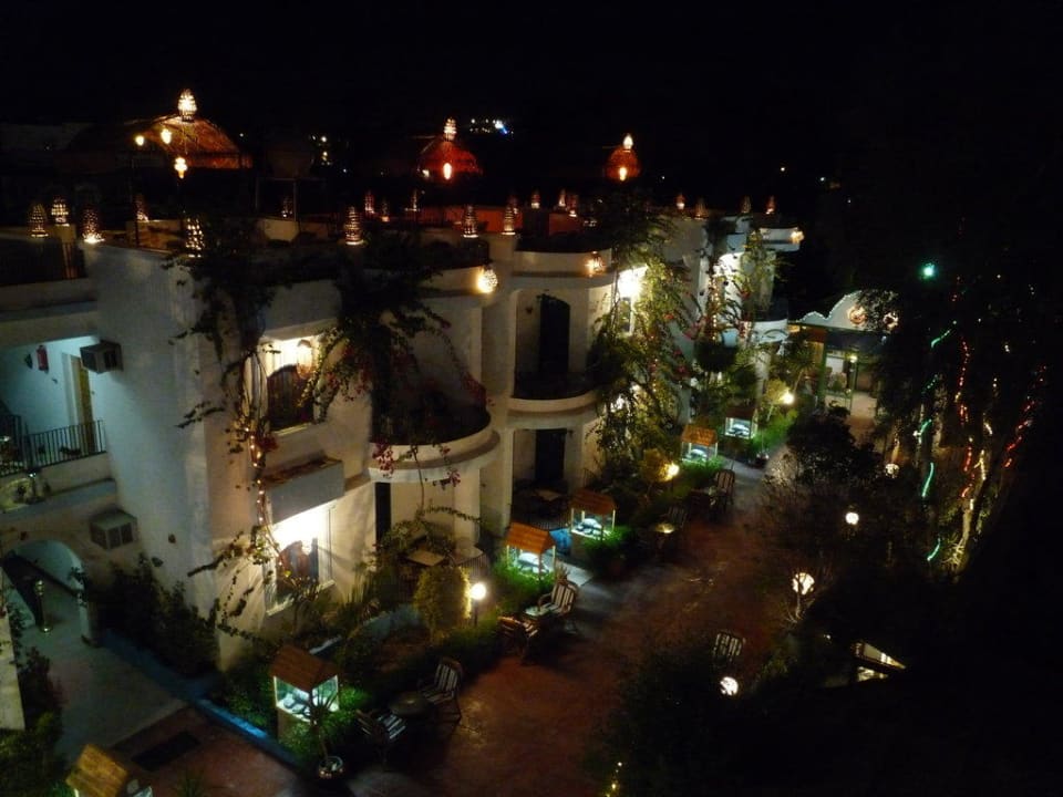 Apartmenthaus bei Nacht Hotel Gezira Garden