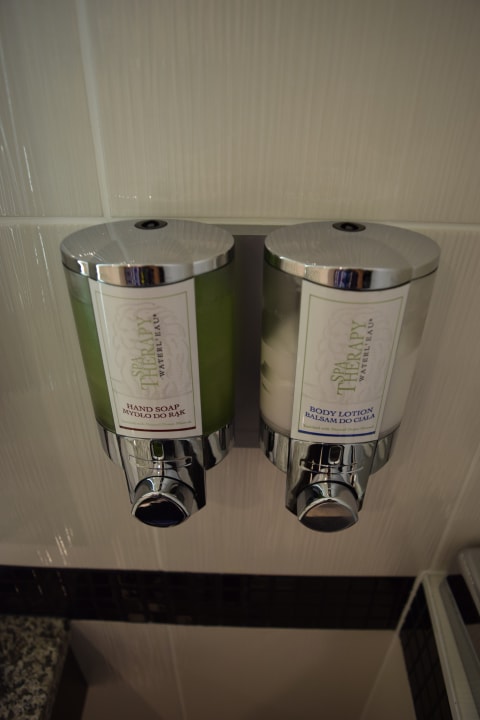 Zimmer Hampton by Hilton Warsaw City Centre