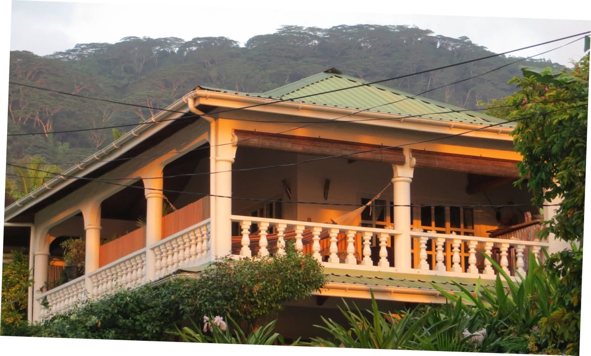 Balkon des Fantail Haus & Apartments Beau Bamboo