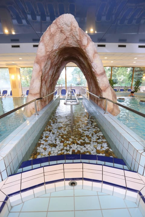 Spa area Ensana Thermal Margaret Island