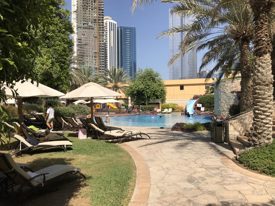 Gartenanlage Sheraton Hotel & Resort Abu Dhabi