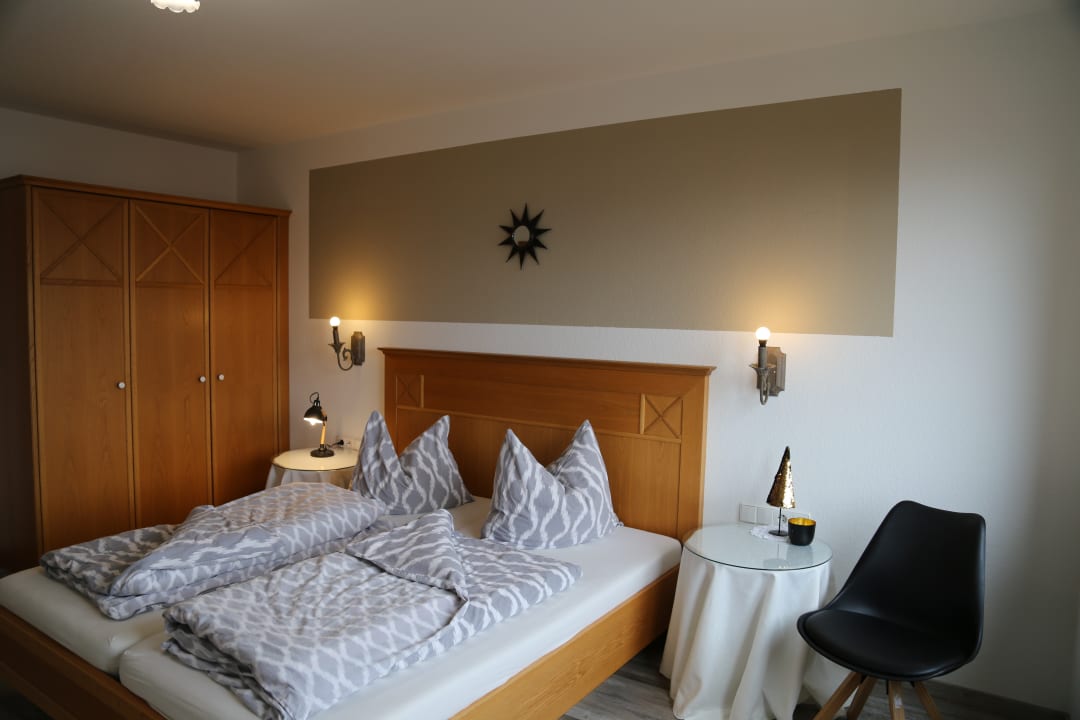 Zimmer Apart B&B Hotel Goldener Hahn