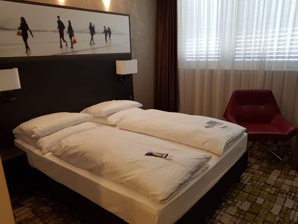 Zimmer Dorint Airport-Hotel Zürich