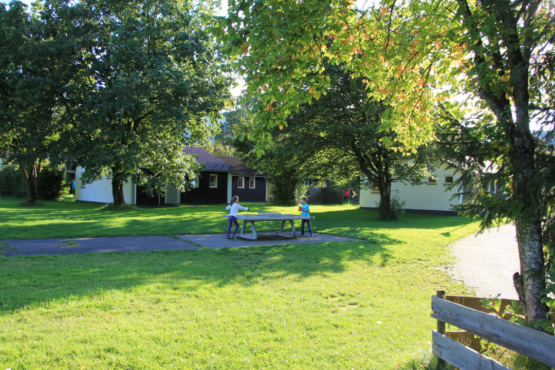 Tischtennis auf der Anlage Chiemgau Resort Siegsdorf
