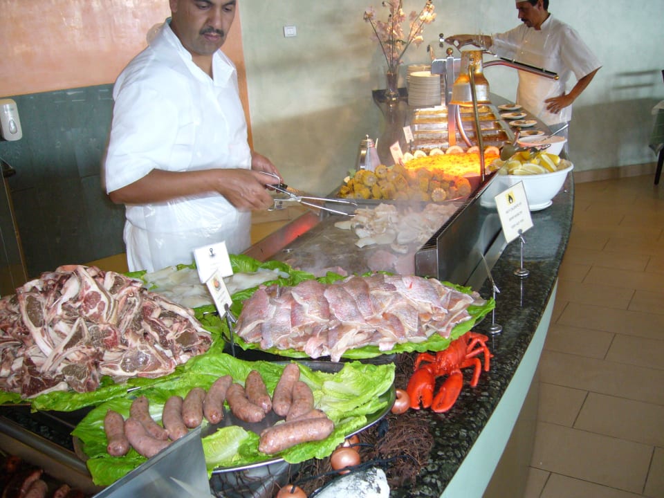 Warme Speißen frisch gegrillt Hotel Las Costas