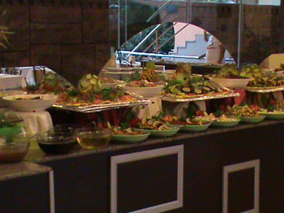 Verschiedene Salate Hotel Club Tess