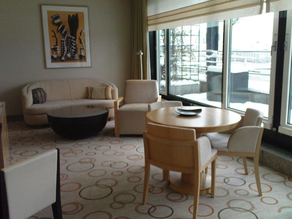 Große Fensterfront Sheraton Berlin Grand Hotel Esplanade