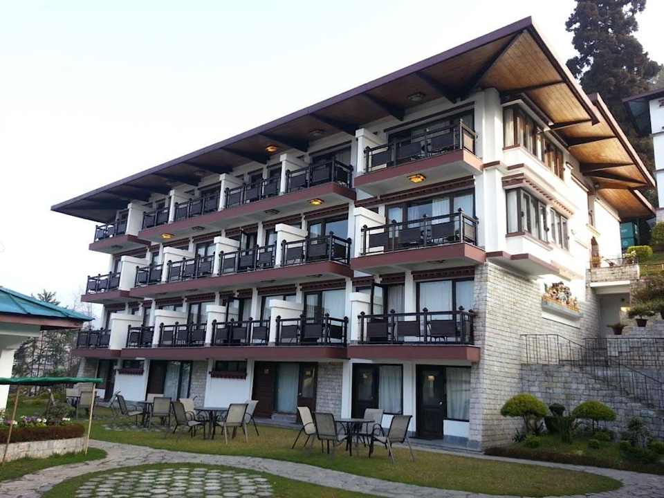 Gebäude mit den Suiten Hotel Denzong Regency