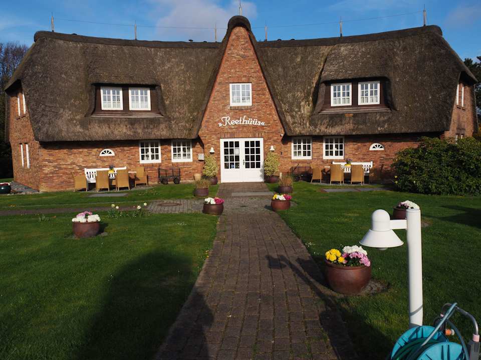 Außenansicht Hotel Reethüüs