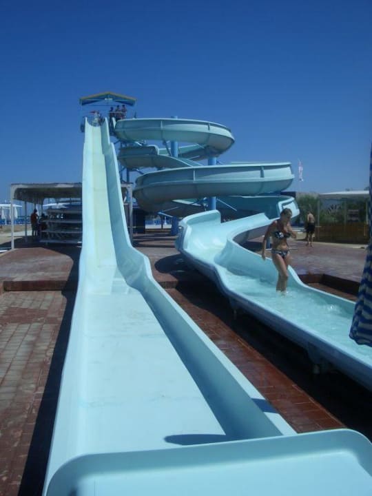 Riesenrutsche am Strand The Grand Hotel Hurghada