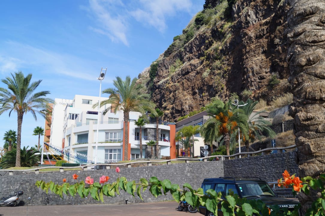Seitenansicht Hotel Calheta Beach
