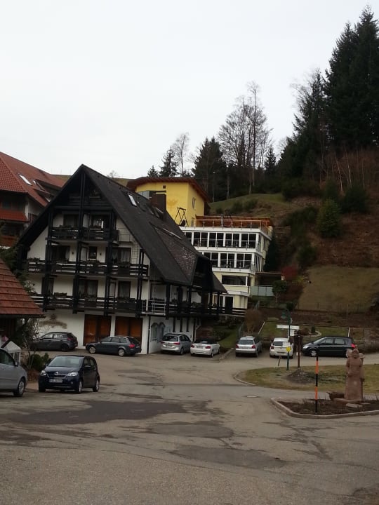 Außenansicht Naturparkhotel Adler