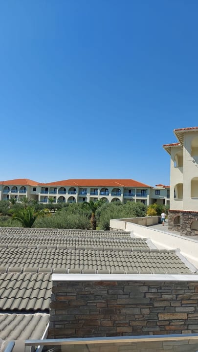Außenansicht Akrathos Beach Hotel