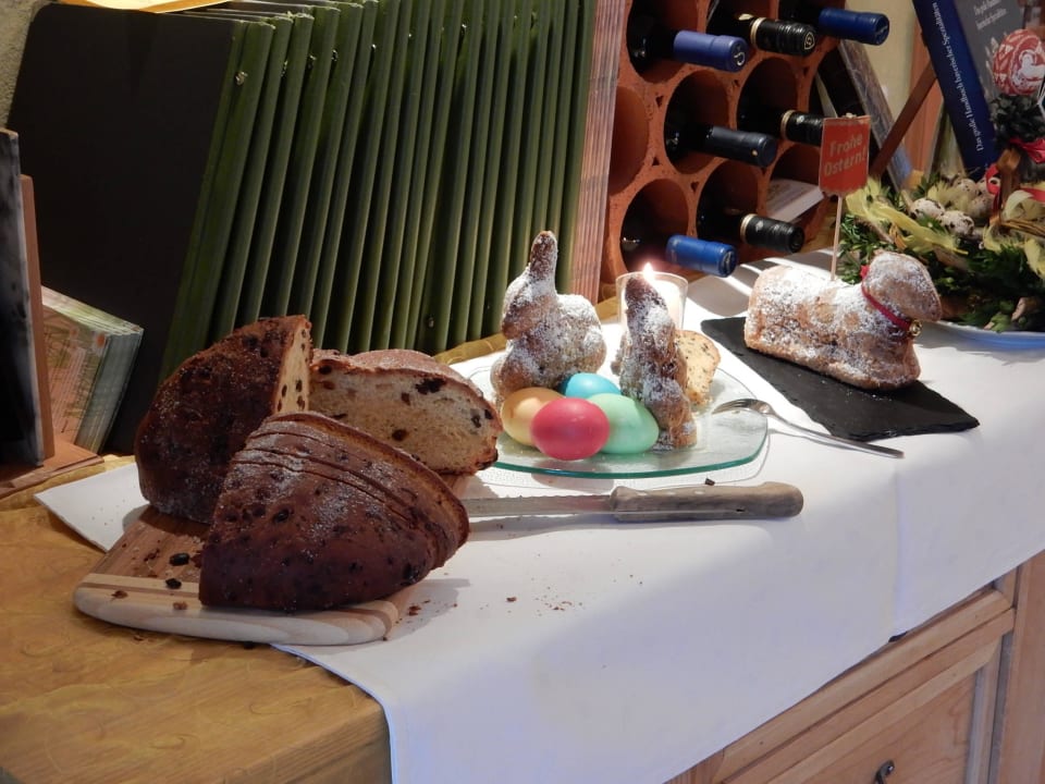 Osterbrot & Osterlamm Hotel Steiger