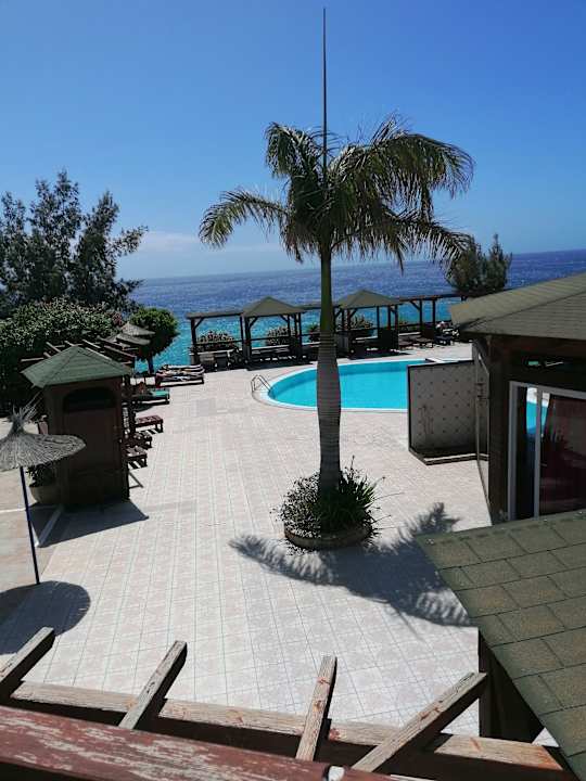 Pool Marina Playa Suite Hotel