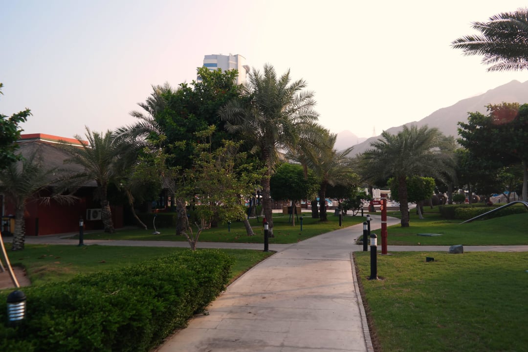 Gartenanlage Fujairah Rotana Resort & Spa