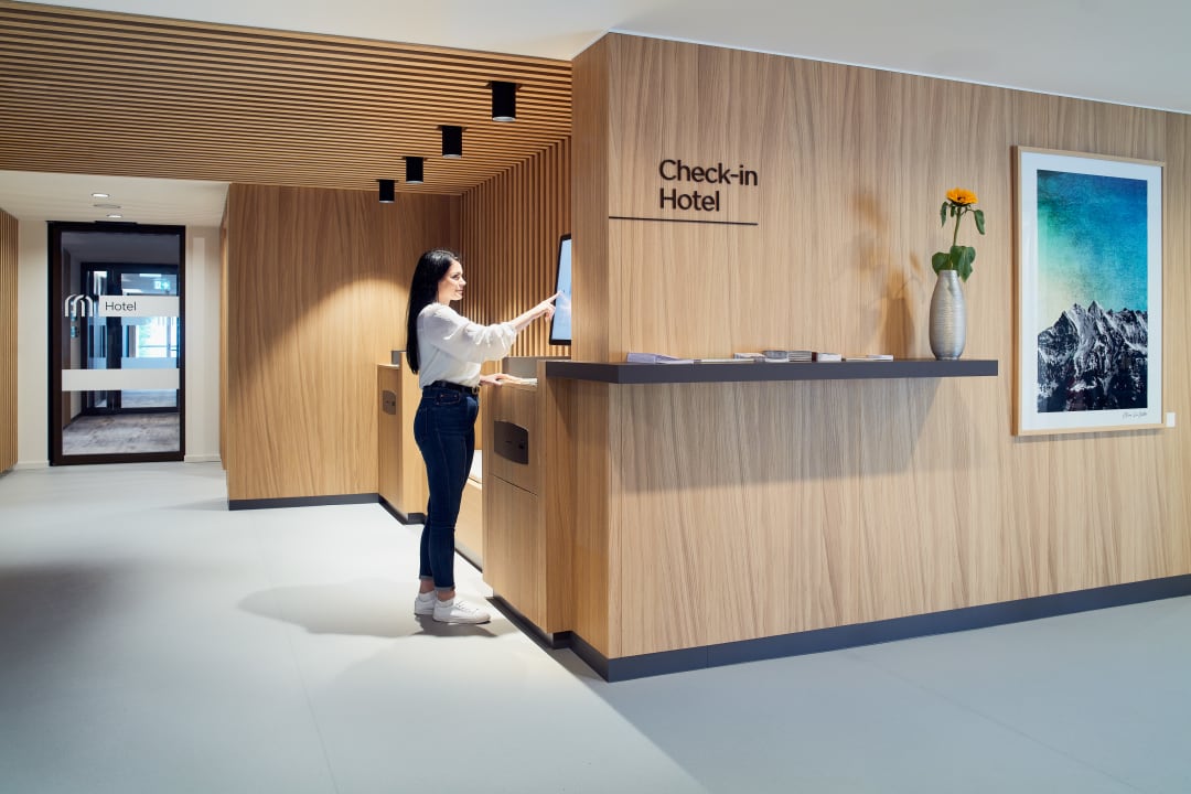 Lobby Hotel Neu-Schönstatt