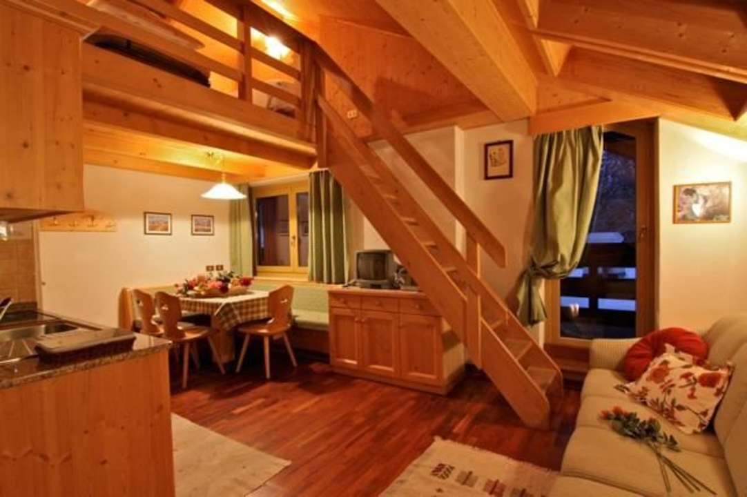 Vista soppalco mansarda  trilocale Residence Salvan