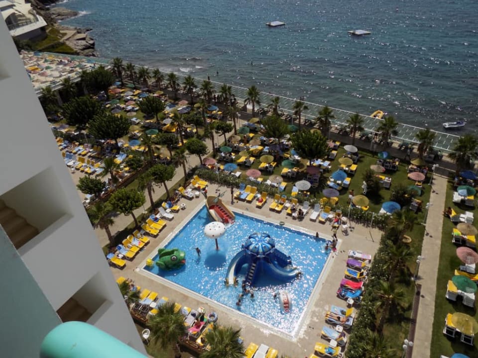 Widok z balkonu Hotel Grand Efe