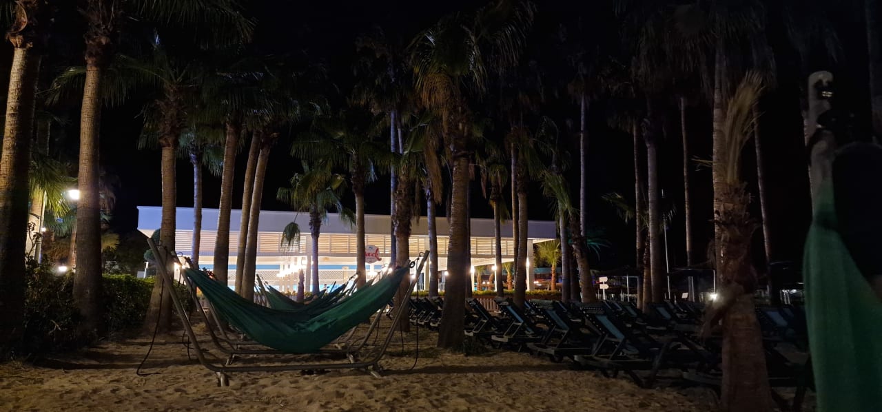 Strand Green Bay Resort & Spa