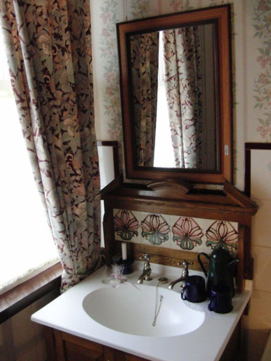 Wunderschönes Waschbecken Royal Hotel