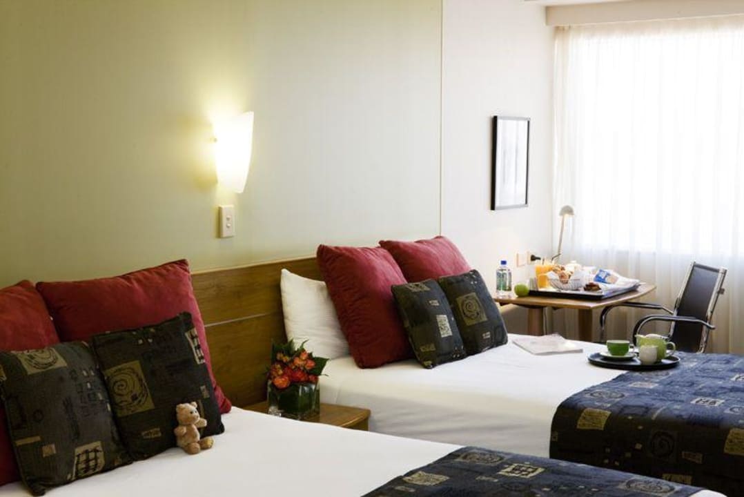 Room Mercure Hotel Sydney