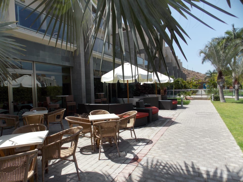 Außenbereich LIVVO Costa Taurito