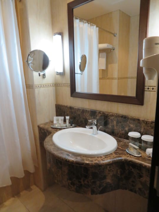 Zimmer Wyndham Garden Salalah Mirbat