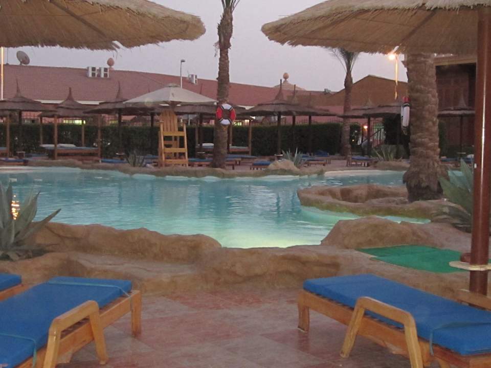 Einer der vielen Pools Pickalbatros Alf Leila Wa Leila Resort - Neverland Hurghada