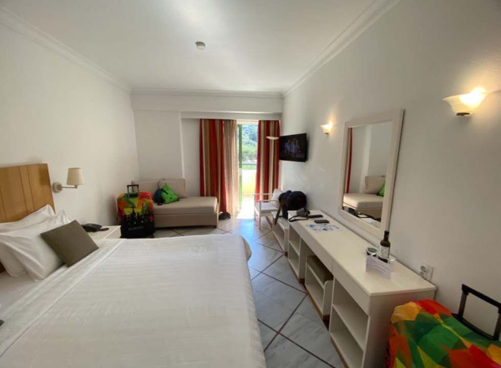 Zimmer Hotel Samaina Inn