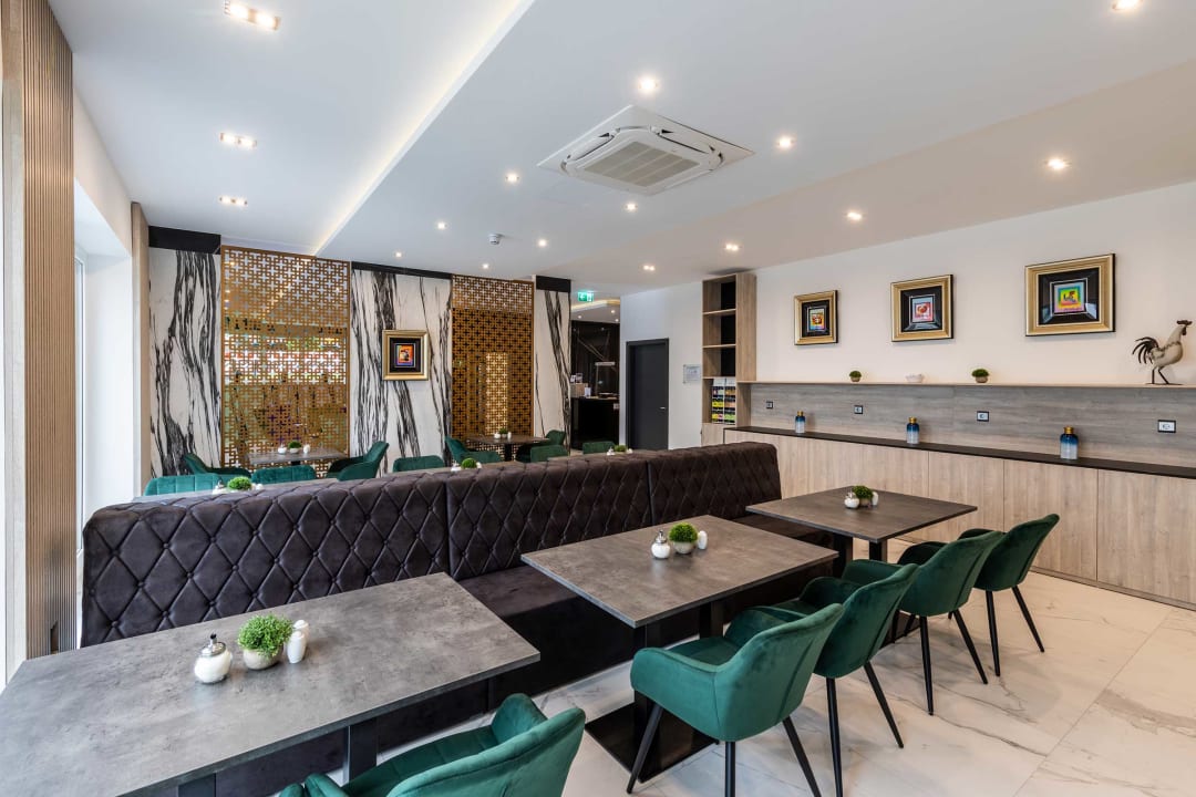 Lobby The StayCation by Lehmann Hotels