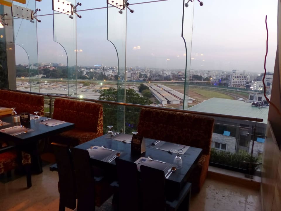 Restaurant im 7.Stock Hotel The Solitaire