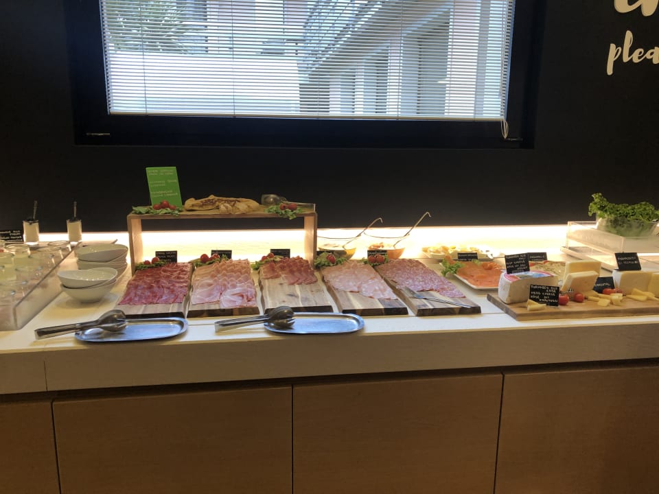 Gastro Hotel Castello Lake Front