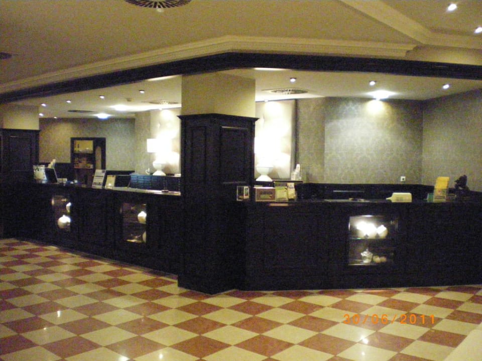 Rezeption Van der Valk Resort Linstow