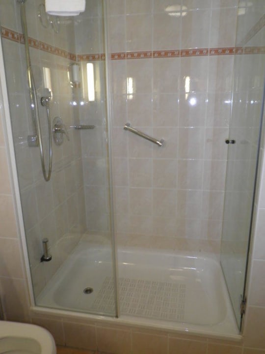 Dusche MASEVEN Stuttgart SI-Centrum