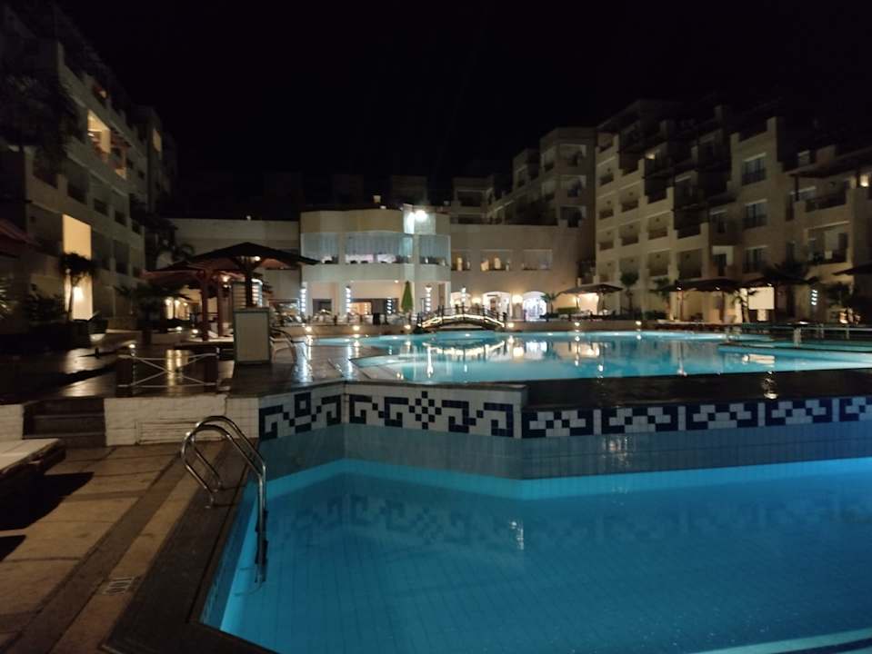 Pool Imperial Shams Abu Soma